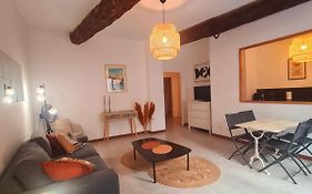 Appartement intra muros avec cour privée